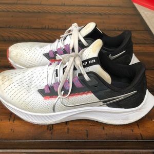 Nike air zoom women’s size 7.5